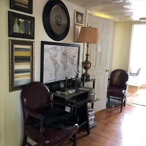 Highland Park Guest house