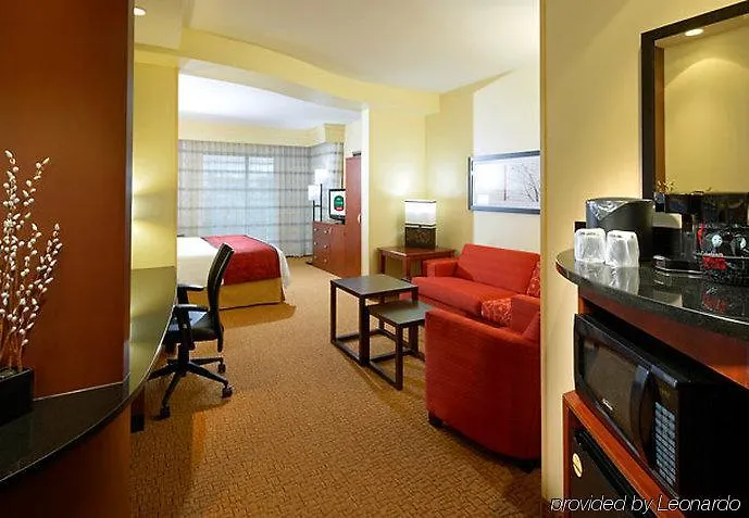 ***  Courtyard Pittsburgh Settlers Ridge/Robinson Township Hotel Imperial United States